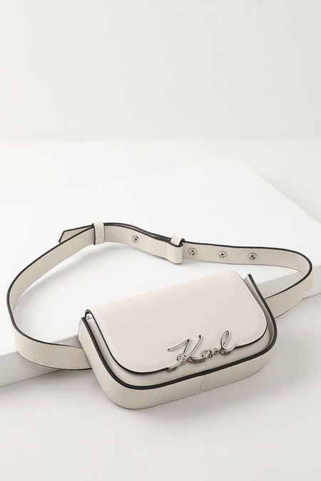 Сумка на пояс кожаная Signature Karl Lagerfeld 12382₽