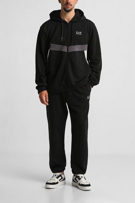 Спортивный костюм Ea7 29990₽