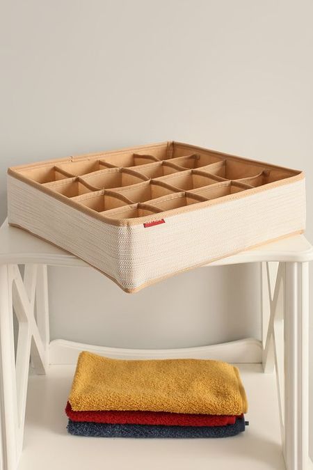 Органайзер для носков и колготок с 16 ячейками CASY HOME 1192₽