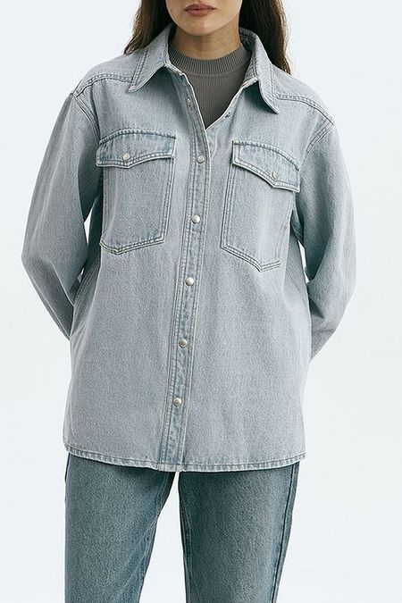 Рубашка джинсовая с карманами Urban Tiger 4620₽