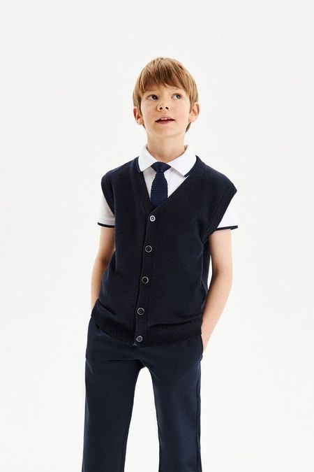 Жилет вязаный на кнопках Silver Spoon 5590₽