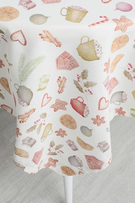 Хлопковая скатерть с принтом Sweets COINCASA 5242₽