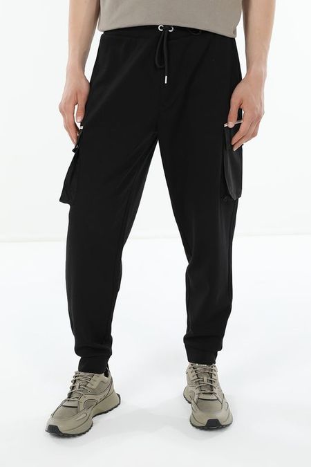 Джоггеры из смесового хлопка с накладными карманами BOSS 15375₽