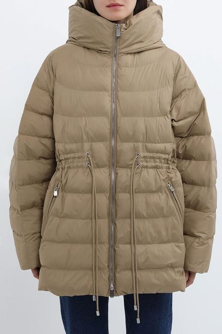 Пуховик с капюшоном и поясом на кулиске Pinko 65490₽