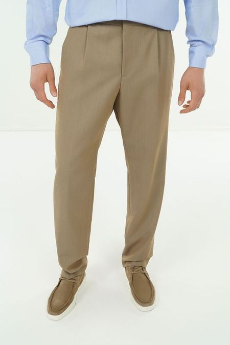 Брюки шерстяные с защипами BOSS 18840₽