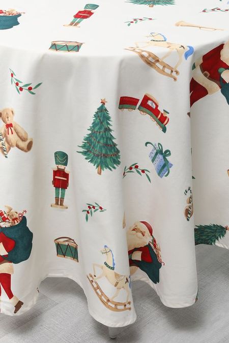 Скатерть хлопковая с принтом Fairytale Round COINCASA 6490₽