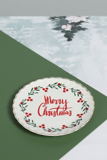 Тарелка фарфоровая с принтом в ассортименте COINCASA 1290₽