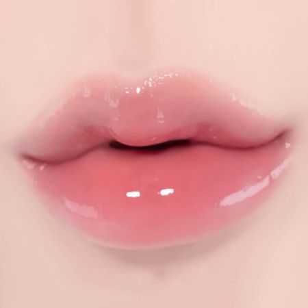 Увлажняющий 3D-блеск для объёма губ fwee 3D Voluming Gloss A01 Vanila