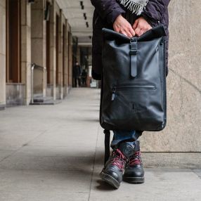 Рюкзак Rains Rolltop Rucksack Black