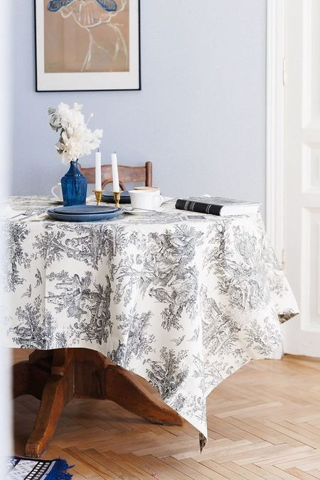 Скатерть с принтом Туаль де Жуи SaintSpirit