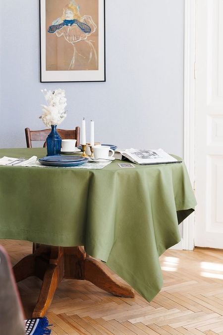 Скатерть однотонная SaintSpirit