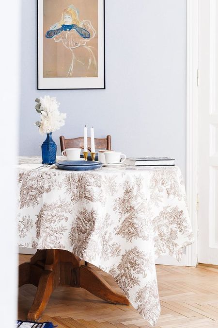 Скатерть с принтом Туаль де Жуи SaintSpirit