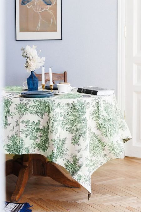 Скатерть с принтом Туаль де Жуи SaintSpirit