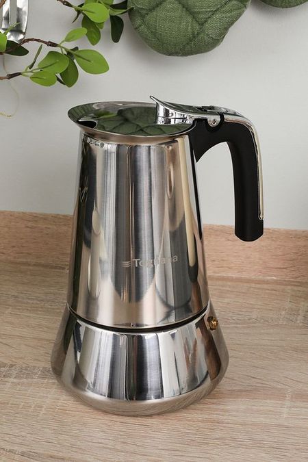 Гейзерная индукционная кофеварка на 10 чашек Tognana 5990₽