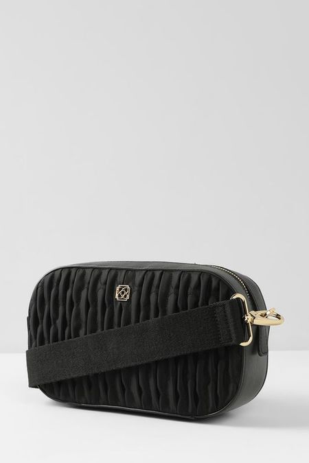 Сумка кросс-боди кожаная Desa 7490₽