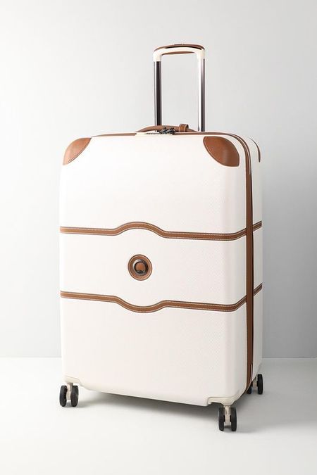 Чемодан на четырех колесах Chatelet Air 2.0 76см Delsey