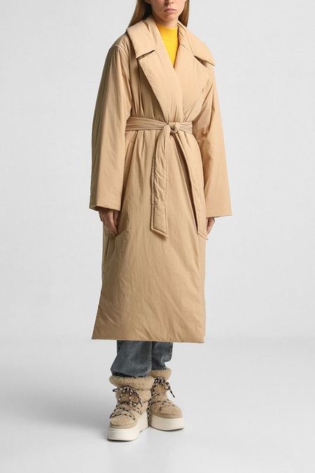 Пальто утепленное свободного кроя с поясом HUGO 44990₽