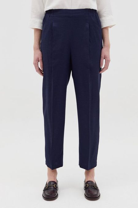 Брюки на эластичном поясе с защипами OVS 4590₽