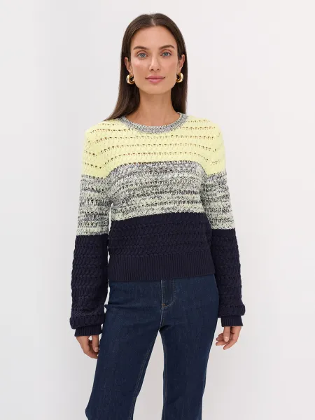 Яркий свитер в рустикальном стиле SAVAGE 1899₽