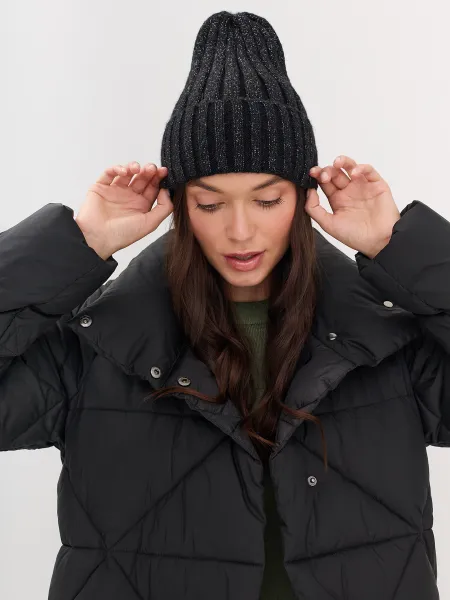 Шапка с деликатным люрексом SAVAGE 999₽