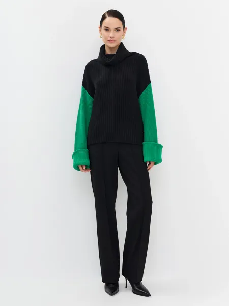 Свитер крупной вязки с высоким воротником в стиле color block SAVAGE 2299₽