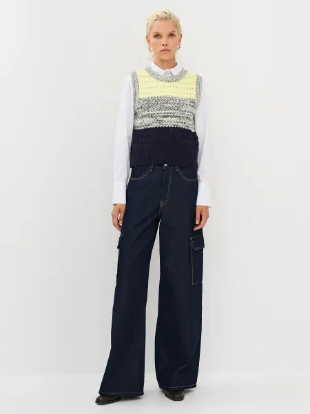 Яркий вязаный жилет в рустикальном стиле SAVAGE 2199₽