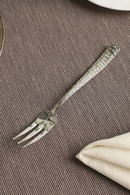 Десертная вилка Martellato Pintinox 390₽