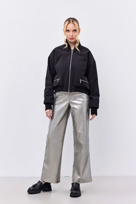 Куртка утепленная укороченная GnK 10350₽