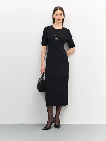 Вязаное платье с полупрозрачными деталями SAVAGE 2999₽