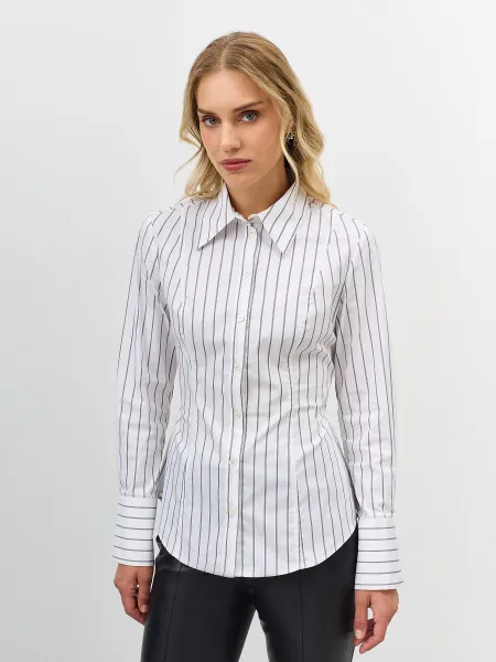 Приталенная рубашка в тонкую полоску SAVAGE 2799₽