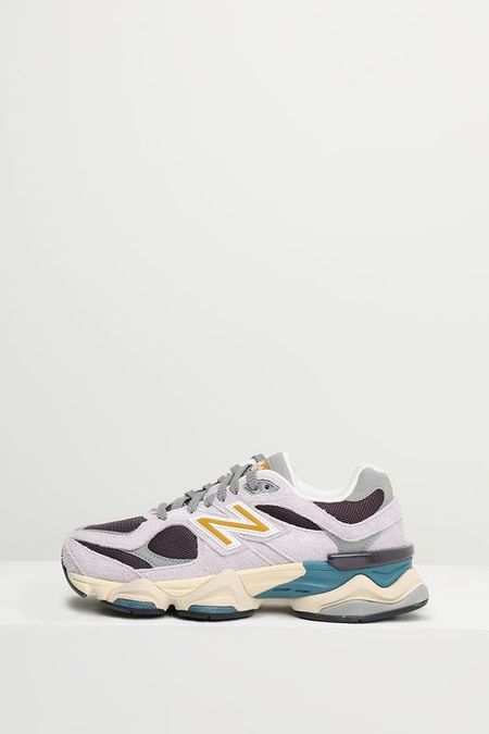 Кроссовки замшевые 9060 NEW BALANCE 19790₽