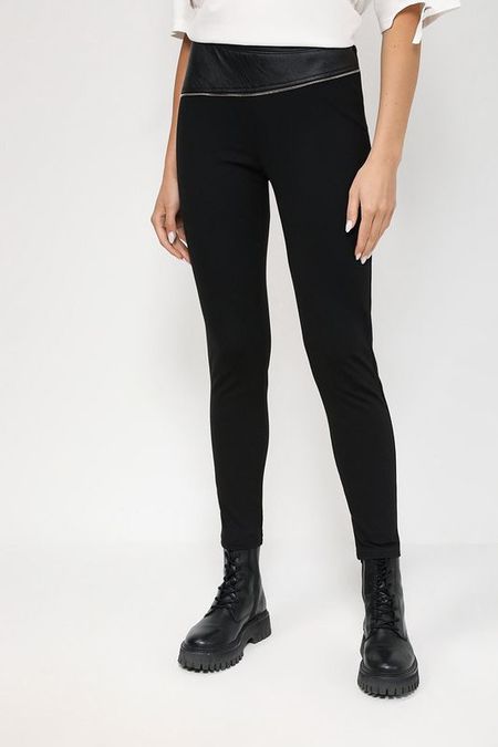 Брюки облегающего кроя со вставкой Rinascimento 5270₽