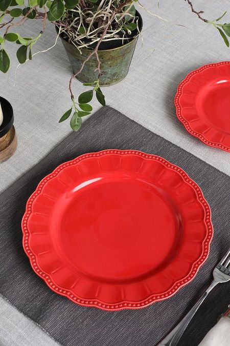 Фарфоровая обеденная тарелка Creative Easy Life 1490₽