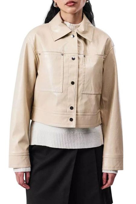 Куртка с отложным воротником из искусственной кожи BOSS 16990₽