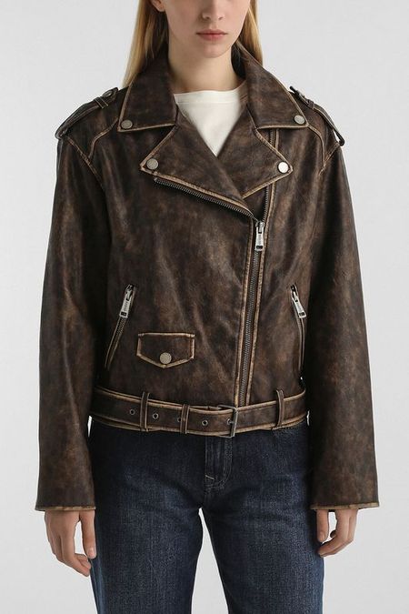 Куртка исккожа Guess 26690₽