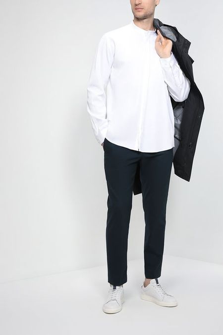 Брюки прямого кроя из смесовой шерсти Esprit Casual 1790₽