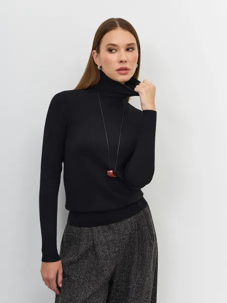 Базовая водолазка из смесовой вискозы SAVAGE 2599₽