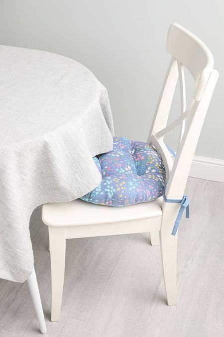 Подушка на стул с принтом Microflower Round COINCASA 2290₽