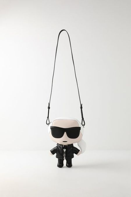 Сумка кросс-боди Karl Lagerfeld 33590₽