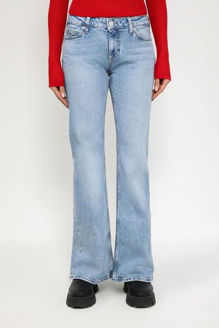 Джинсы с эффектом потертости Tommy Jeans 7192₽