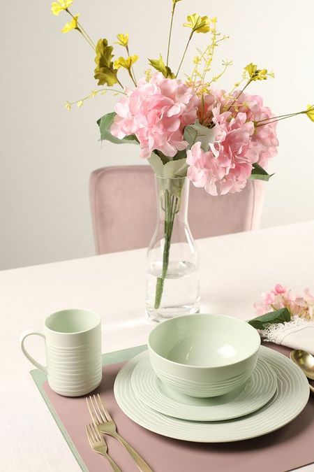 Сервиз чайно-столовый из 4 предметов Цветной бисквитный фарфор Dcor de Table 3742₽