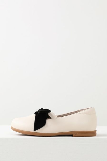 Туфли с ремешком и декором Mursu 4990₽