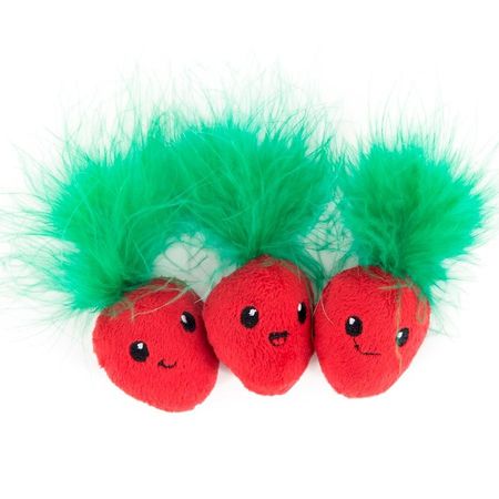 Petstages игрушка для кошек клубнички - 3 шт в комплекте 645₽