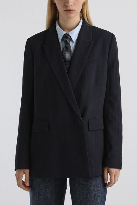 Свободный пиджак в тонкую полоску со скрытой застежкой BOSS 59990₽