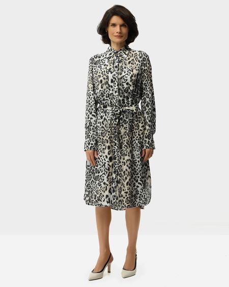 Платье-рубашка из струящейся вискозы с анималистическим принтом
