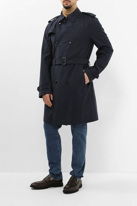 Тренч приталенный двубортной с застежкой BOSS 55432₽