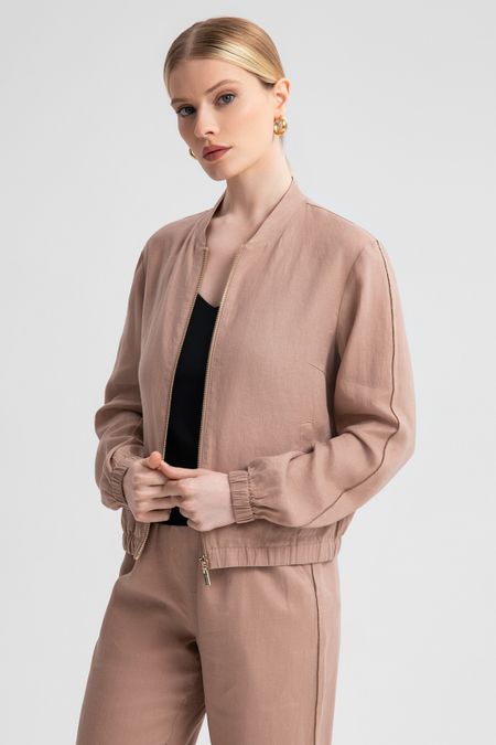 Бомбер изо льна 9990₽