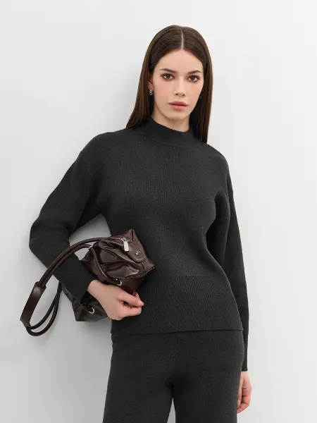 Свободный свитер с шерстью SAVAGE 3499₽