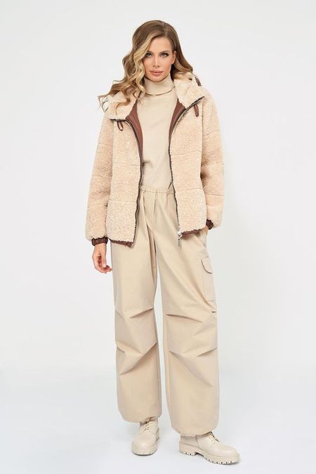 Шуба из искусственного меха с капюшоном ElectraStyle 17430₽