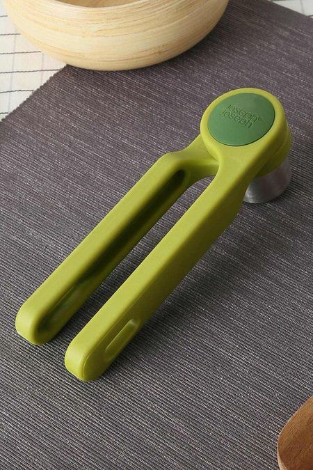 Пресс для чеснока спиральный Helix Joseph Joseph 2242₽